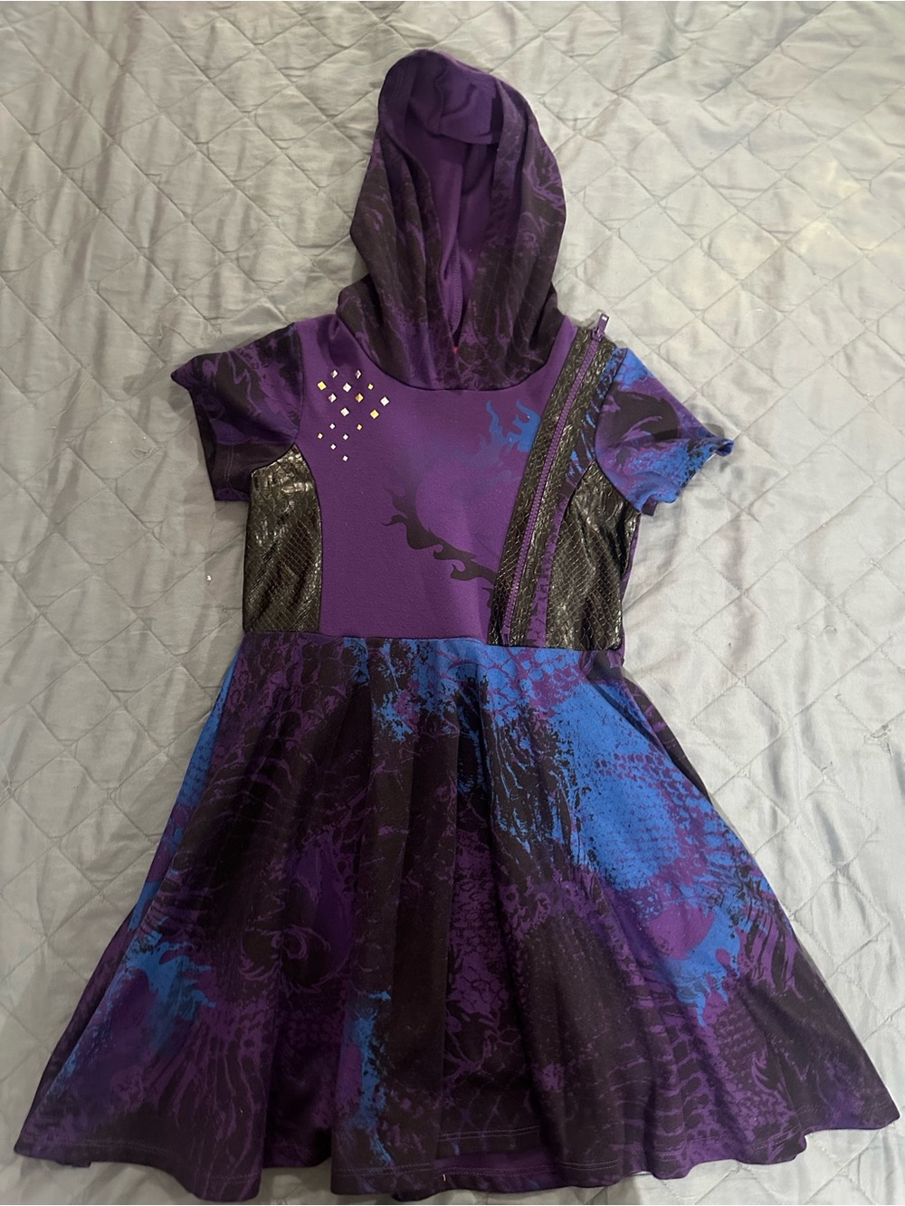 Disney Descendants 3 Hooded Dress
Halloween Costume Size S 6 Girls - Picture 2 of 7